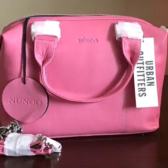 NWT Urban Outfitters Nunoo Small Bobby Silky Shoulder Bag Rose - Picture 4 of 9